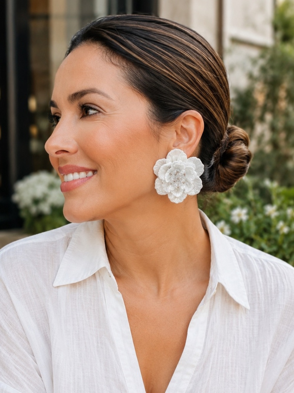 Paparazzi White Floral Statement Earrings NWT Pearl Iridescent
